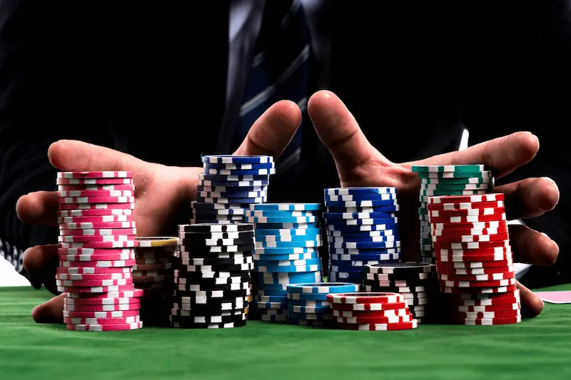 Cá cược poker